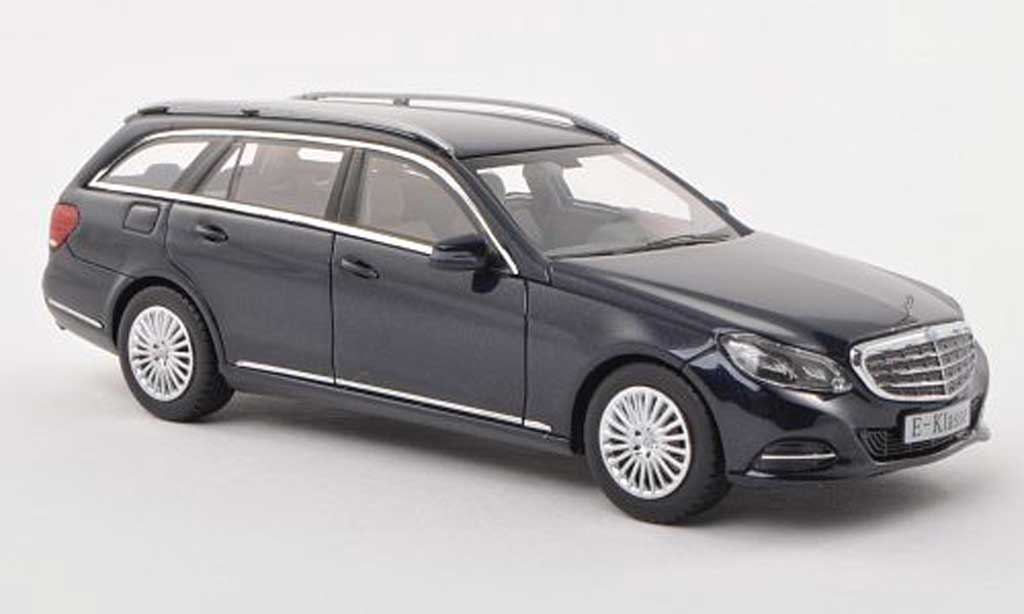 Mercedes Classe E 1/43 Kyosho T-Modele (S212) black-blue 2013 diecast model cars