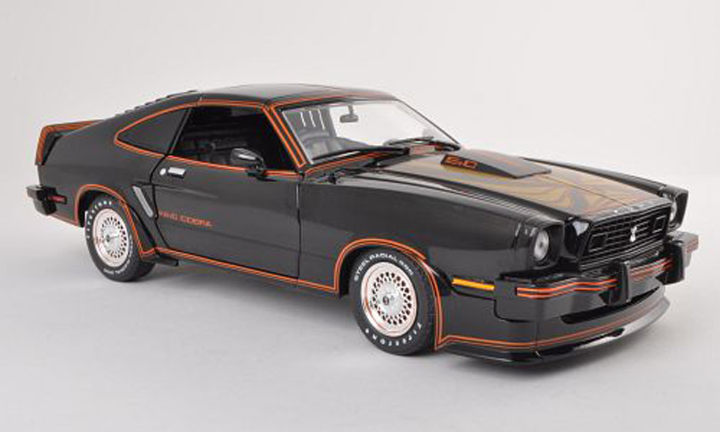 Ford Mustang 1978 1/18 Greenlight 1978 II King Cobra black/grey diecast model cars