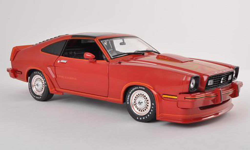 Ford Mustang 1978 1/18 Greenlight 1978 II King Cobra red/grey diecast model cars
