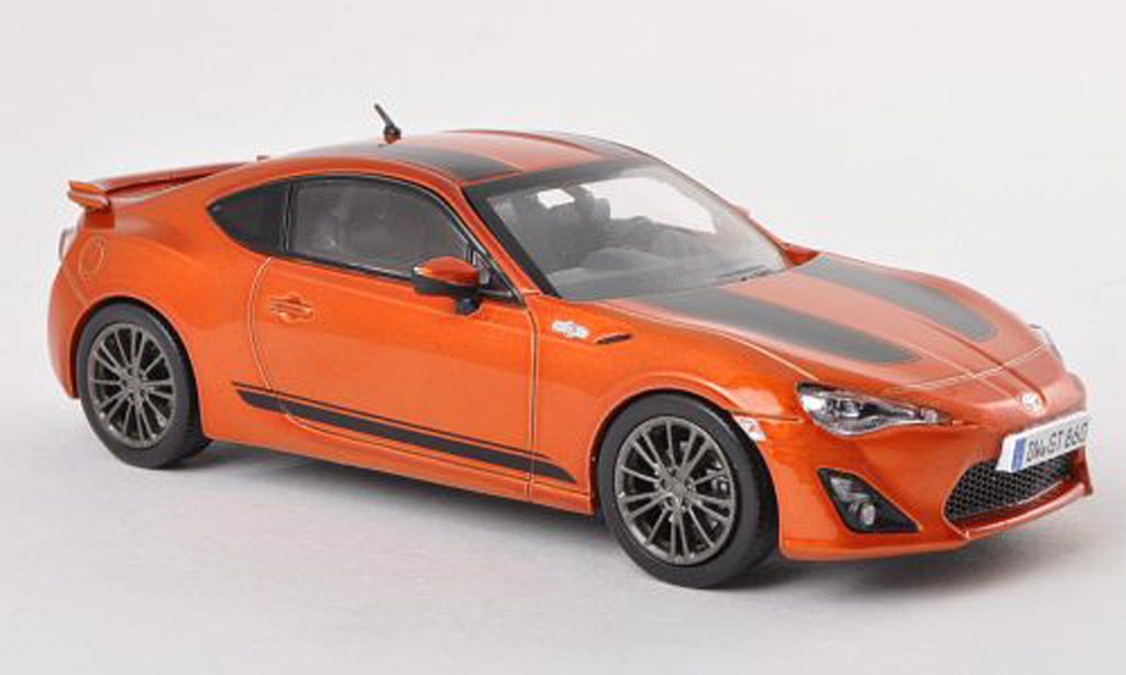 Toyota 86 2012 1/43 Triple 9 Collection 2012 cuivre/lumineuses-black diecast model cars