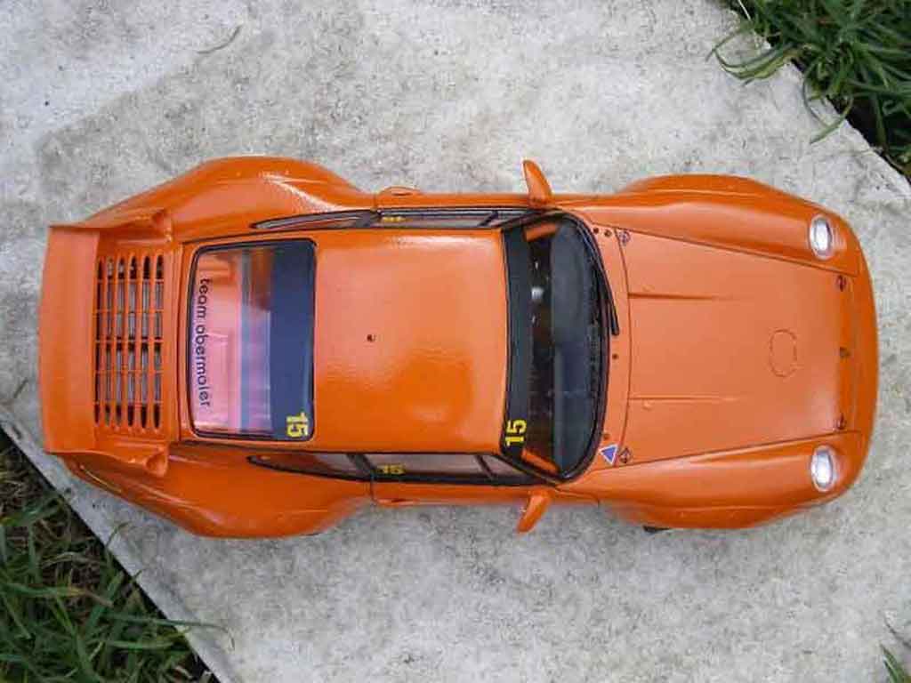 Porsche 911 GT2 street version orange 1/18 Ut Models