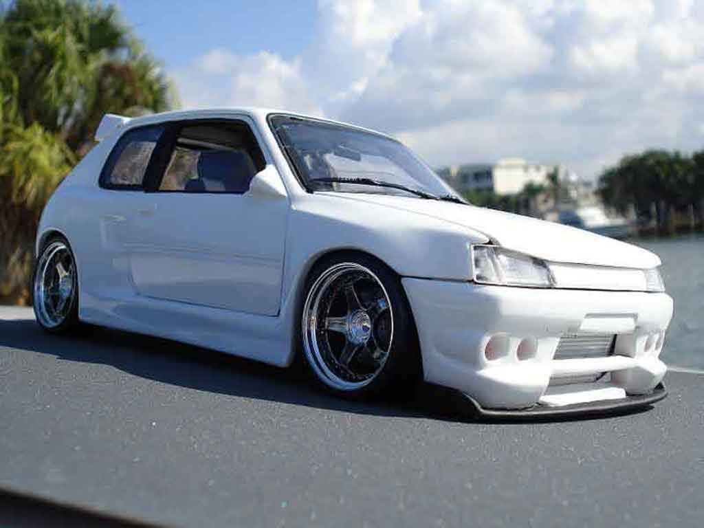 Peugeot 205 GTI 1/18 Solido GTI kit carrosserie diecast model cars