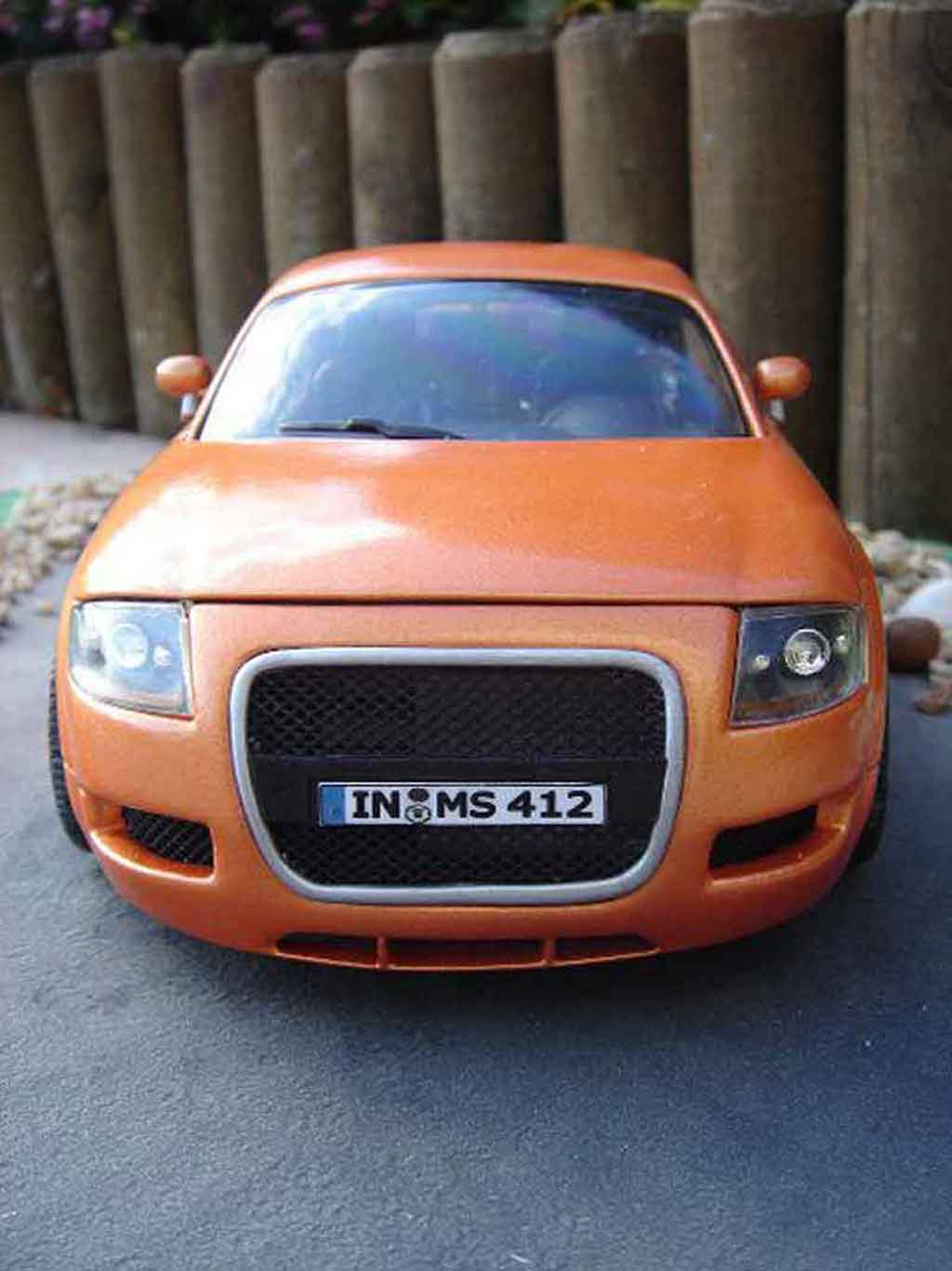 Audi TT coupe orange tuning jantes techart 1/18 Revell