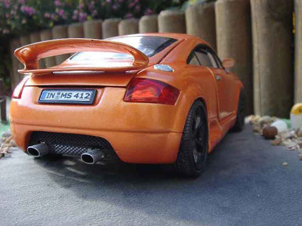 Audi TT coupe orange tuning jantes techart 1/18 Revell