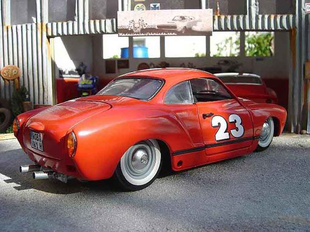 Volkswagen Karmann Ghia Base ghia red 1/18 Solido