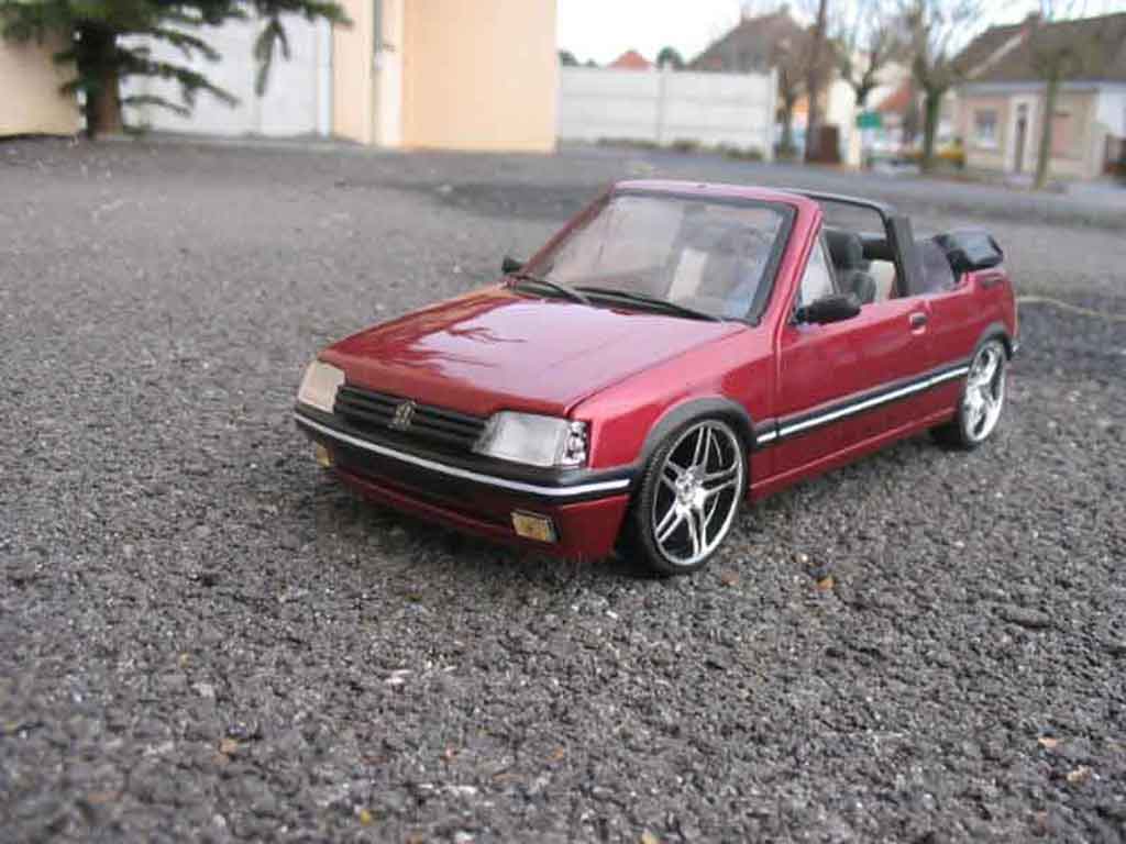 Peugeot 205 CTI red metallized 1/18 Solido