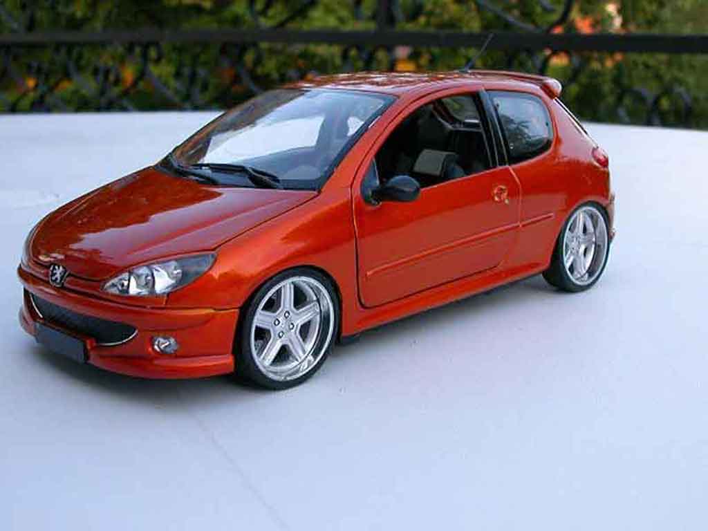 Peugeot 206 RC orange tuning 1/18 Norev