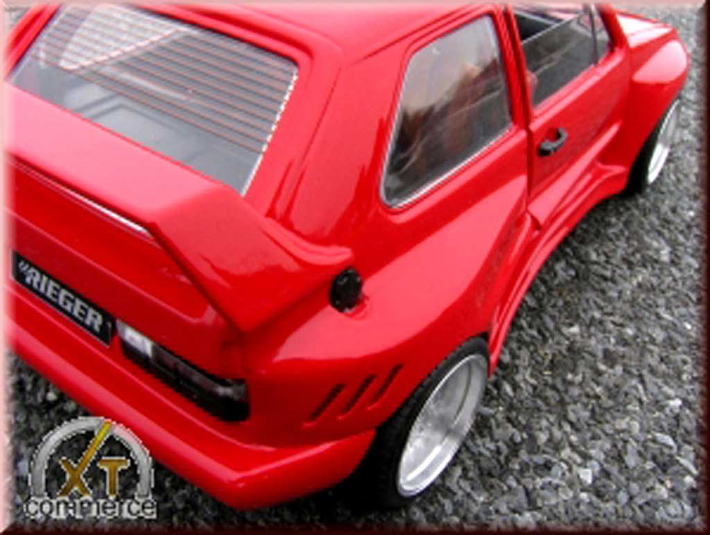 Volkswagen Golf GTI red kit rieger extra large et jantes bord larges 16 pouces 1/18 Solido