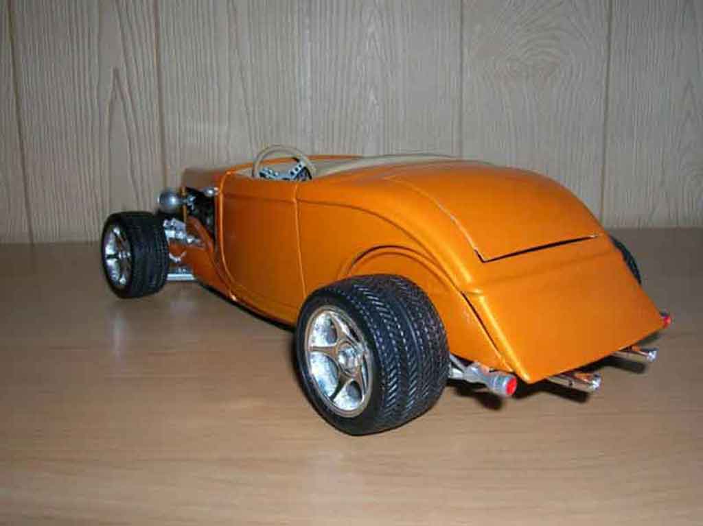 Ford 1934 Hot Rod rt 10 1/18 Solido