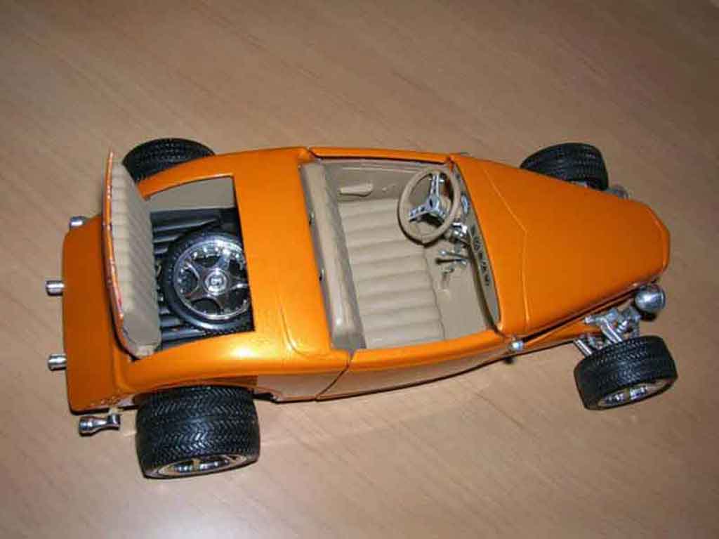 Ford 1934 Hot Rod rt 10 1/18 Solido