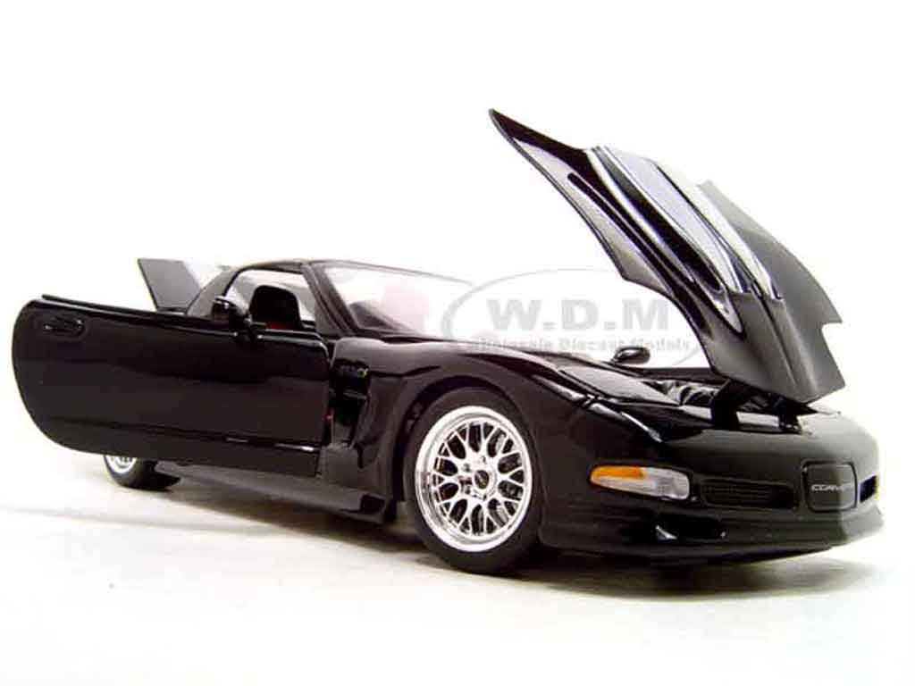 Chevrolet Corvette Z06 C5 specter werkes black 1/18 Maisto