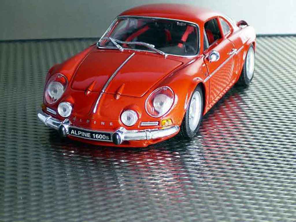 Alpine A110 1/18 Maisto 1600s red diecast model cars