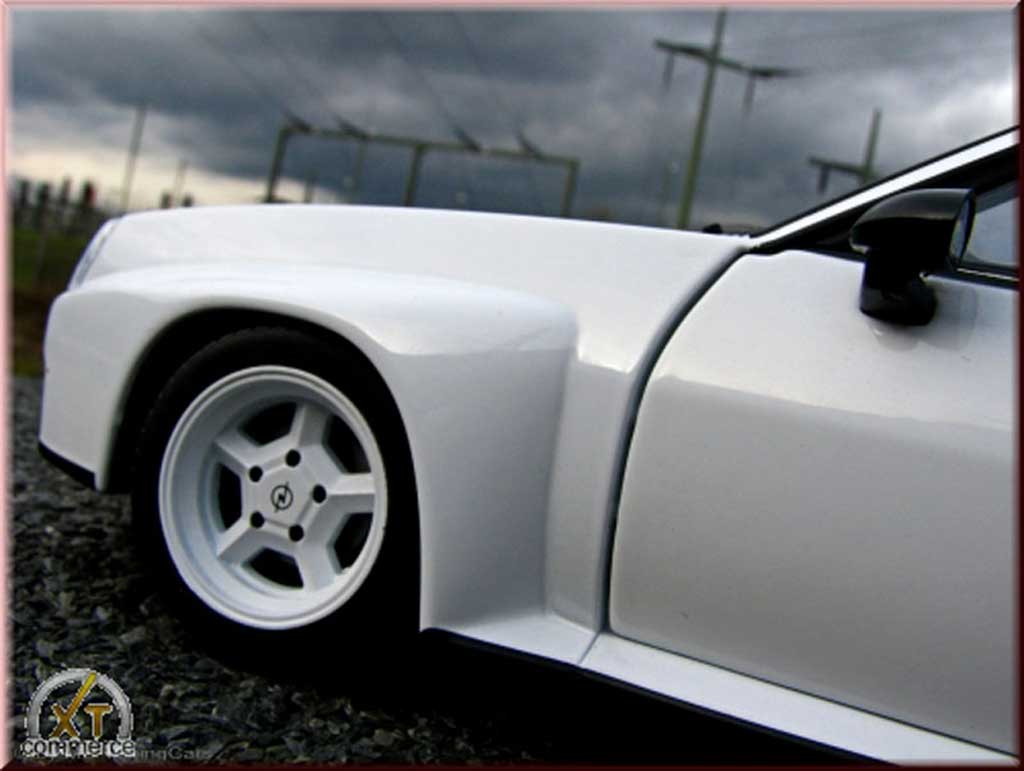 Opel Manta 400 homologation grey 1/18 Revell