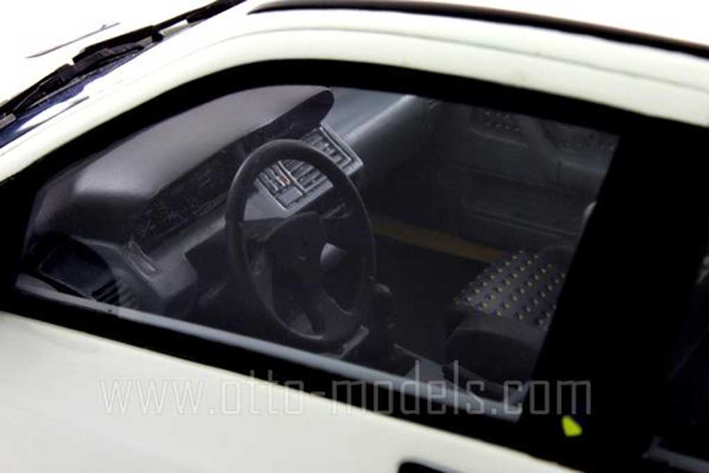 Renault Clio 16S white 1991 1/18 Ottomobile
