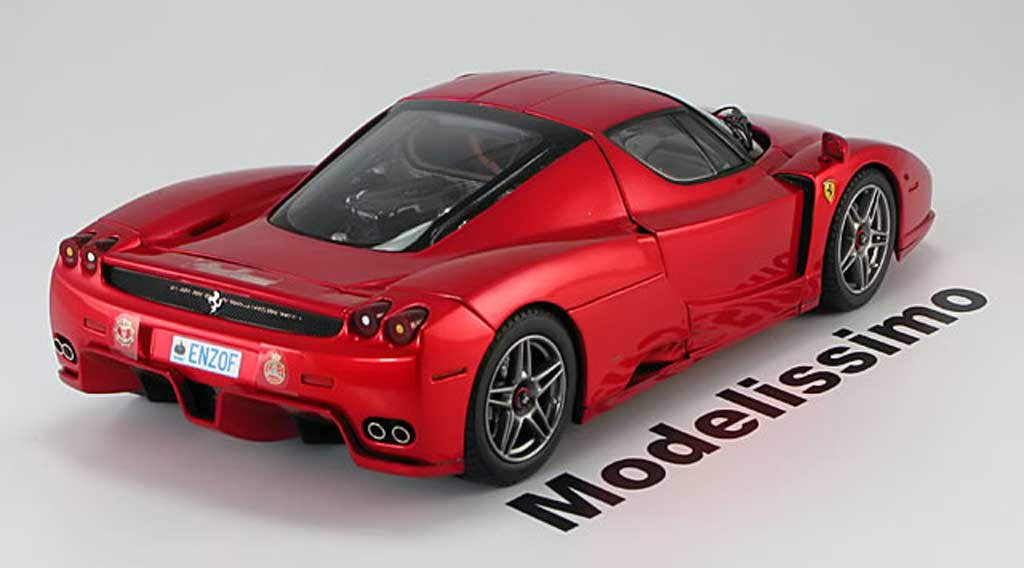 Ferrari Enzo Coupe scuderia red metallis 1/18 BBR Models