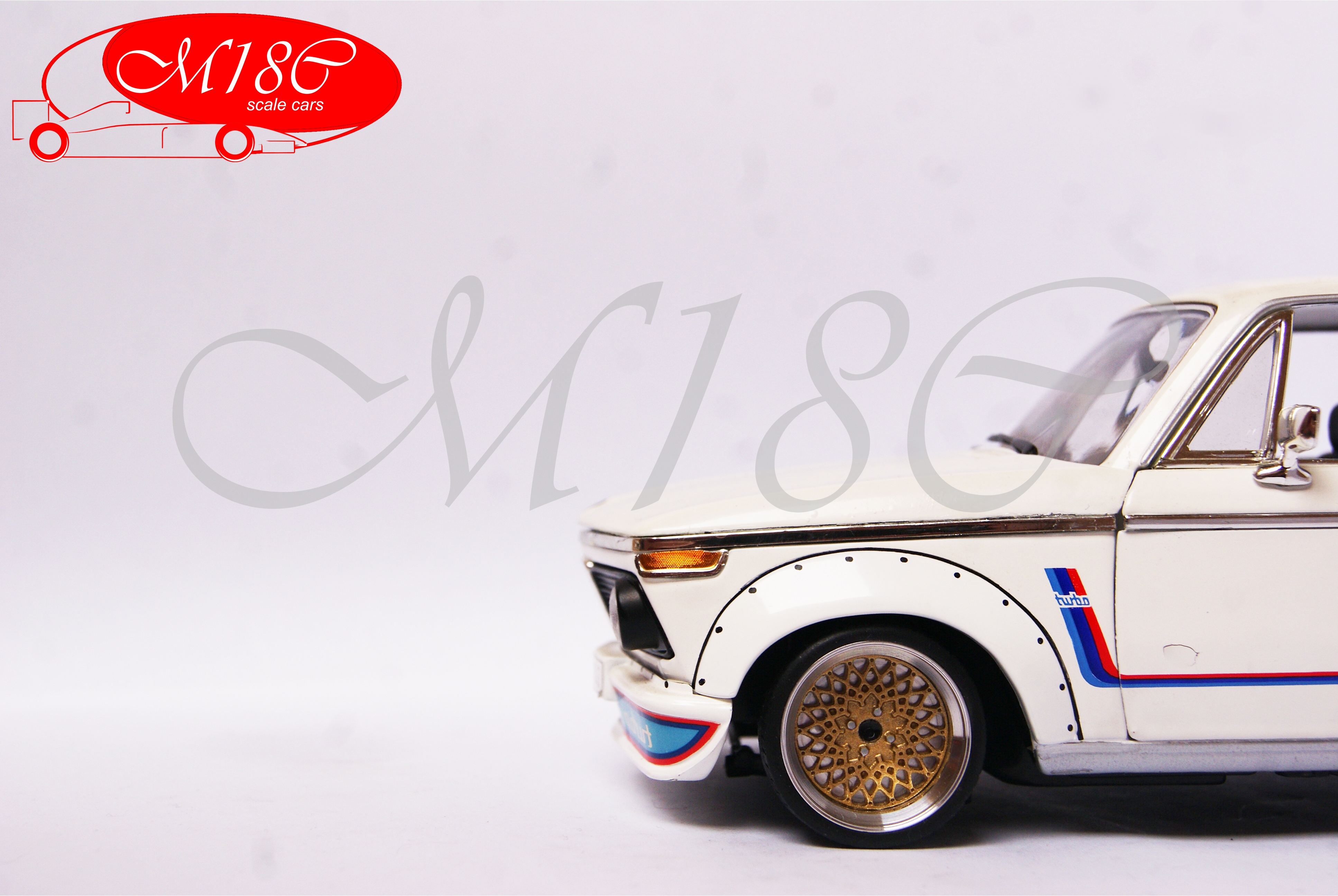Bmw 2002 Turbo white jantes bbs nid d'abeille 1/18 Anson