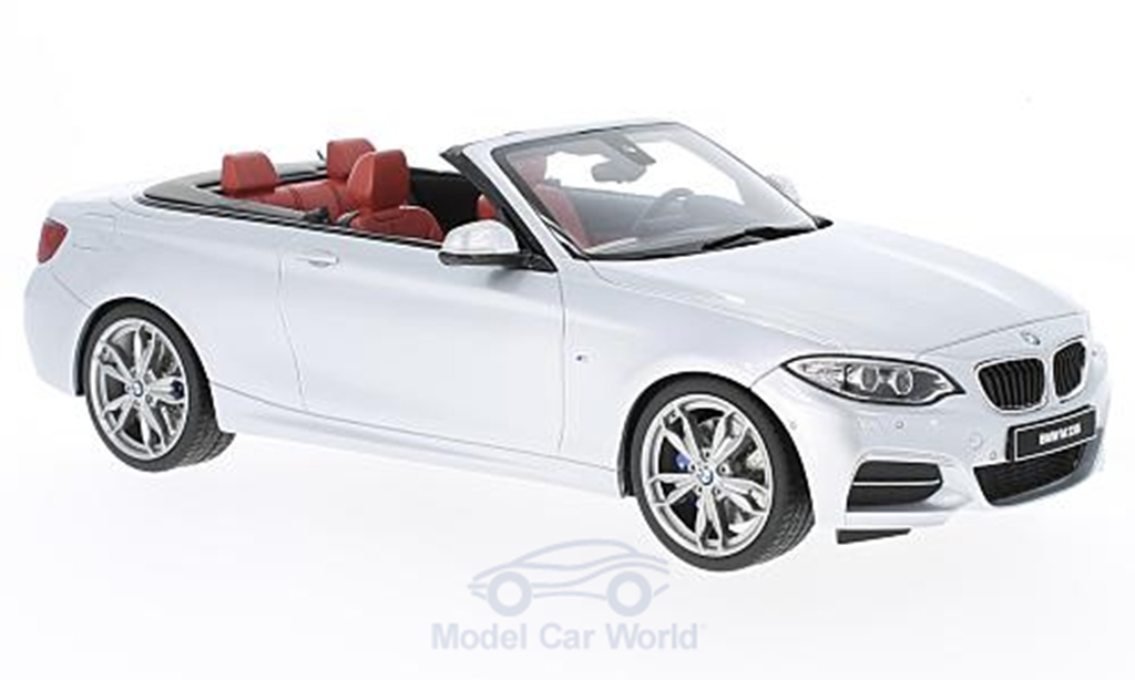 Bmw M2 F23 1/18 GT Spirit 35 F23 i M Performance Convertible white diecast model cars