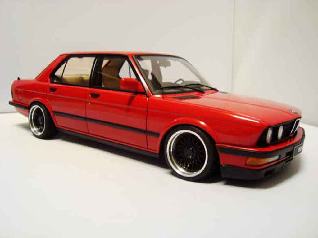 Bmw M5 tuning E28 red jantes bbs 17 pouces 1/18 Autoart