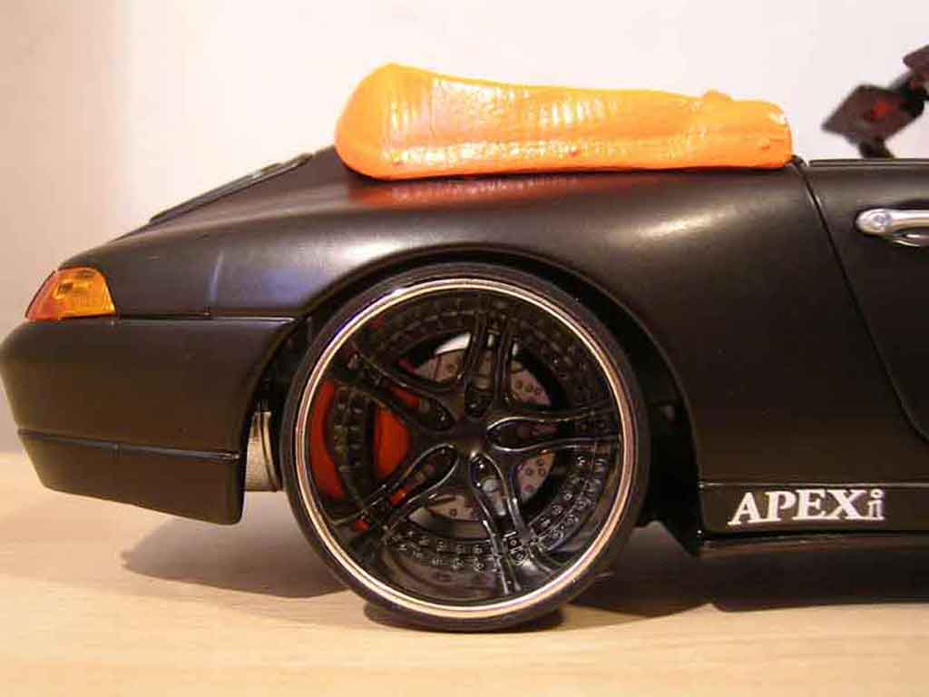 Porsche 911 S Convertible Carrera black 1/18 Burago