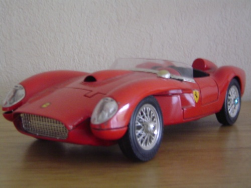 Ferrari 250 TR 1/18 Burago TR gto red diecast model cars