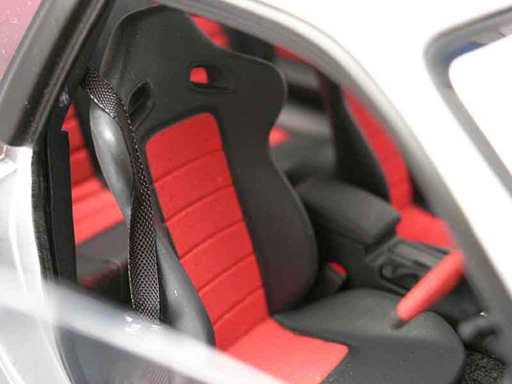 Nissan Skyline R34 GTR nismo z-tune 1/18 Autoart