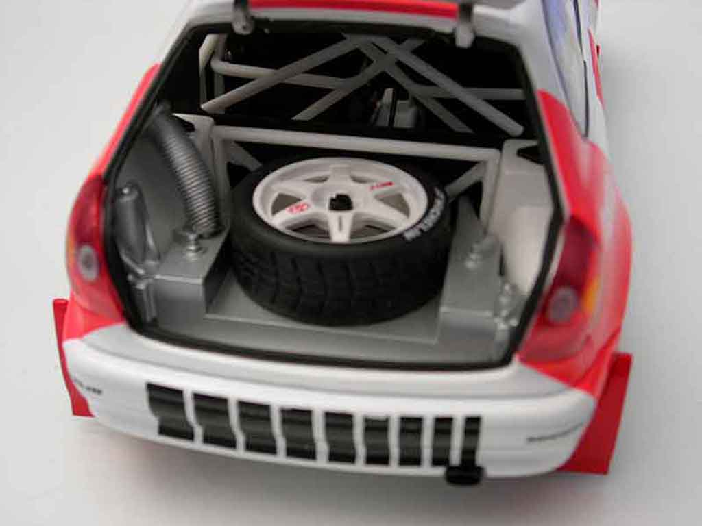 Toyota Corolla WRC rallye portugal 1/18 Autoart