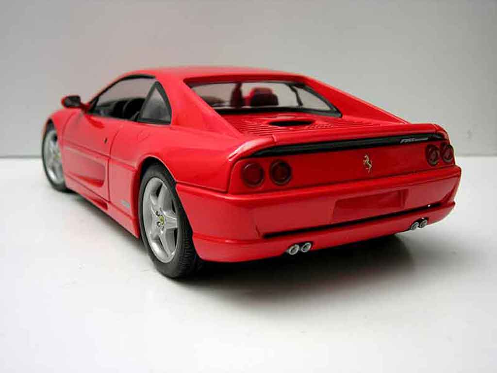 Ferrari F355 Berlinetta Saloon gtb red 1/18 Ut Models