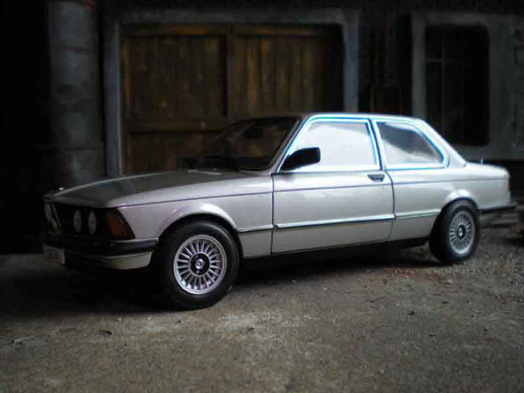 Bmw 323 coupe e21 grey argent polaris grey 1977 1/18 Autoart