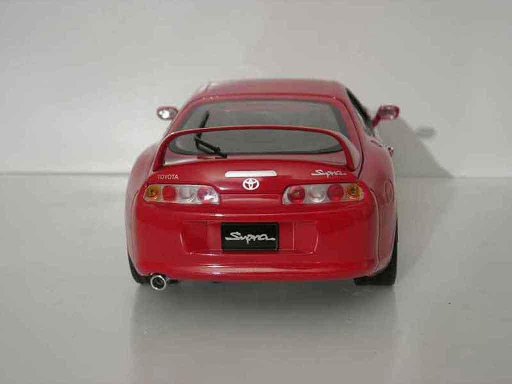 Toyota Supra Base mkiv red 1/18 Kyosho
