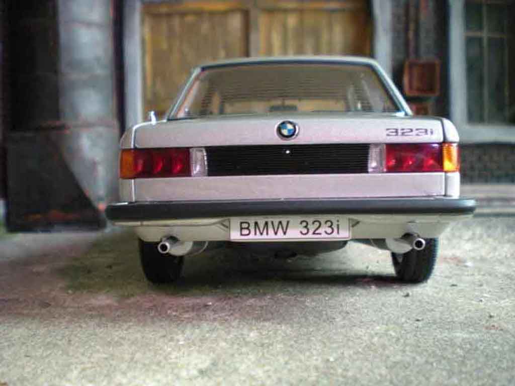 Bmw 323 coupe e21 grey argent polaris grey 1977 1/18 Autoart
