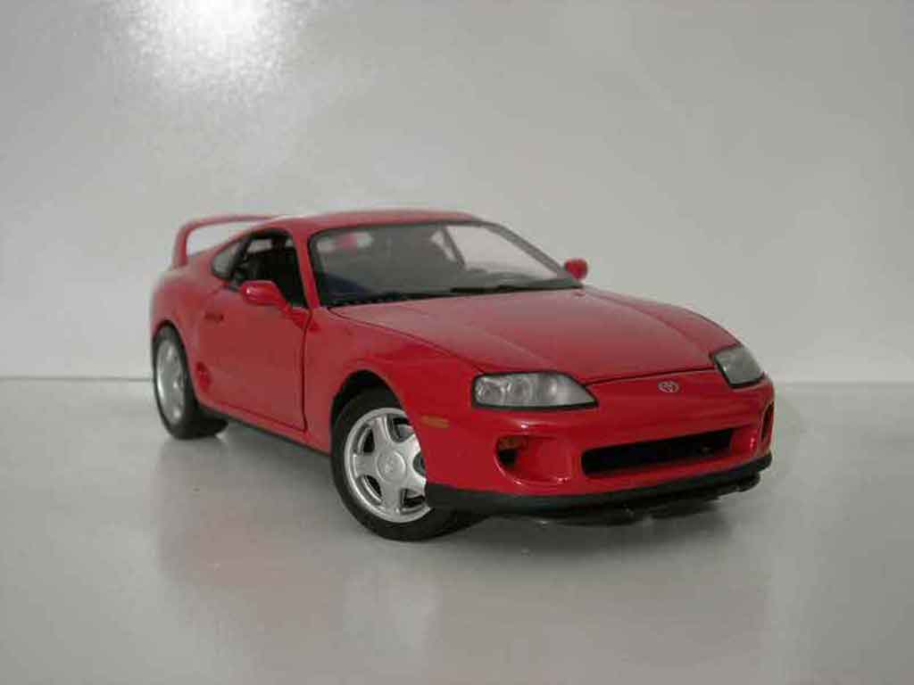 Toyota Supra Base mkiv red 1/18 Kyosho
