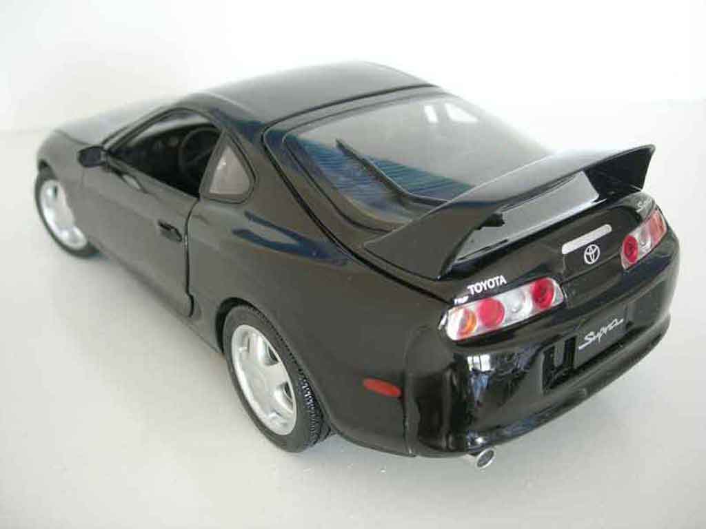 Toyota Supra Base black 1/18 Kyosho
