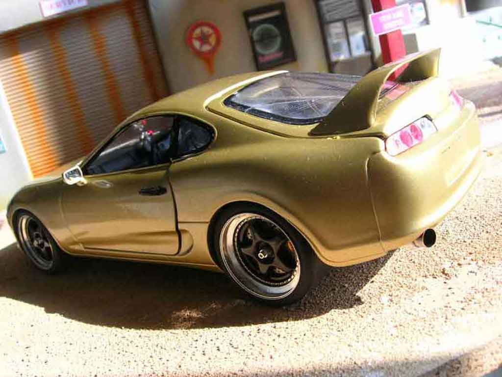 Toyota Supra Top Secret 1/18 Kyosho