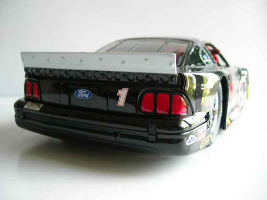 Ford Mustang DTM v8 paul gentilozzi 1/18 GMP