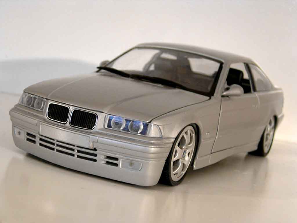 Bmw X5 E36 coupe grey jantes bmw x5 1/18 Ut Models