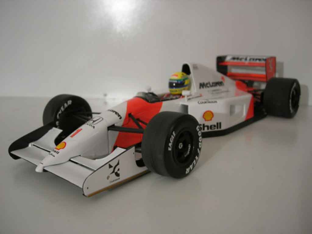 McLaren MP4-12C 1/18 Minichamps MP4 /7 ayrton senna diecast model cars