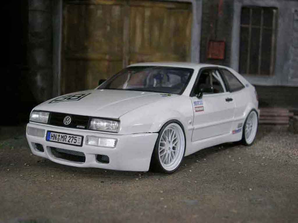 Volkswagen Corrado VR6 1/18 Revell VR6 street racer diecast model cars