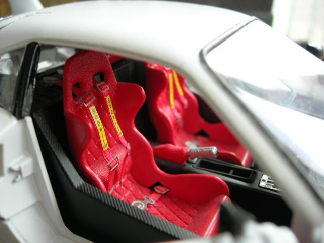 Ferrari F40 LM white 1/18 Burago