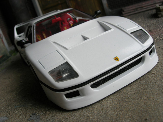 Ferrari F40 LM 1/18 Burago LM white diecast model cars