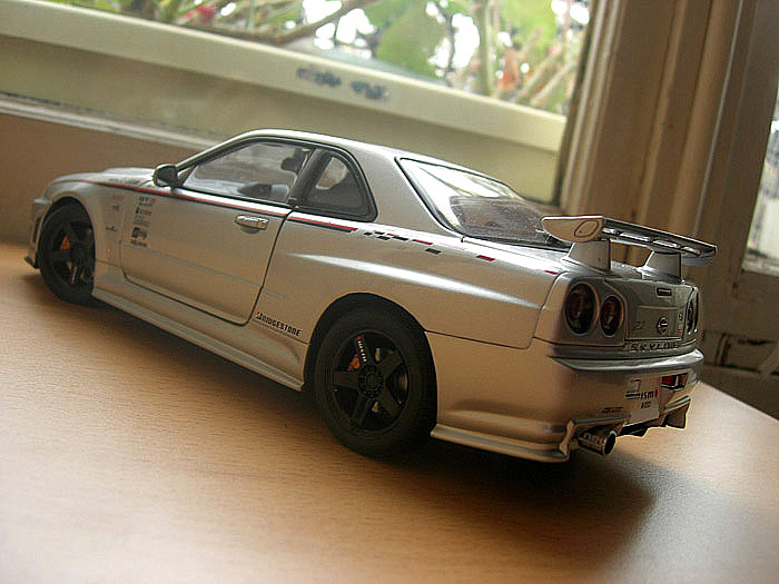 Nissan Skyline R34 GTR nismo z-tune Z2 1/18 Autoart
