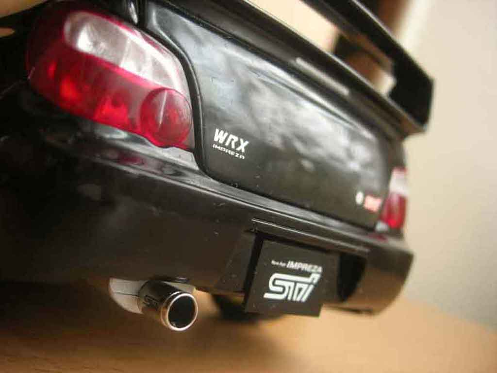 Subaru Impreza WRX STI 2003 black 1/18 Autoart