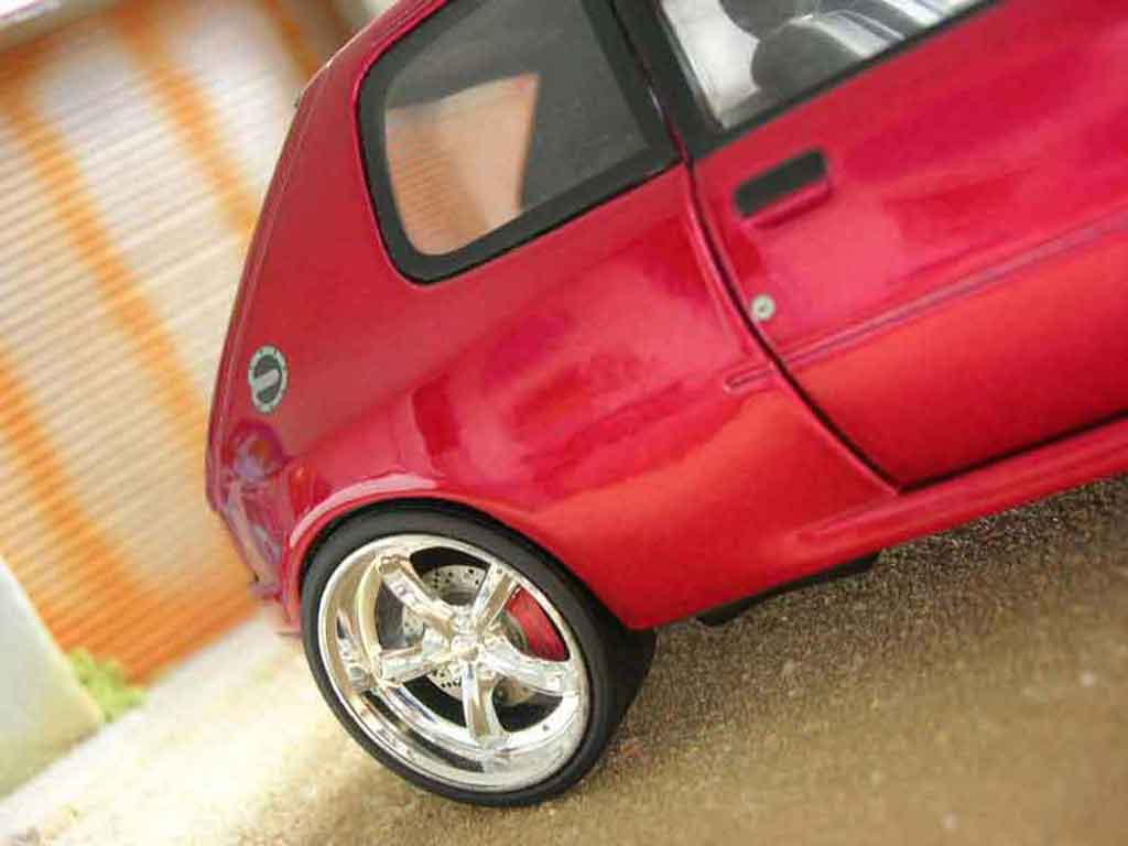 Peugeot 205 GTI Dimma red 1/18 Solido