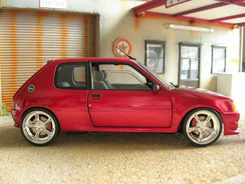 Peugeot 205 GTI Dimma red 1/18 Solido