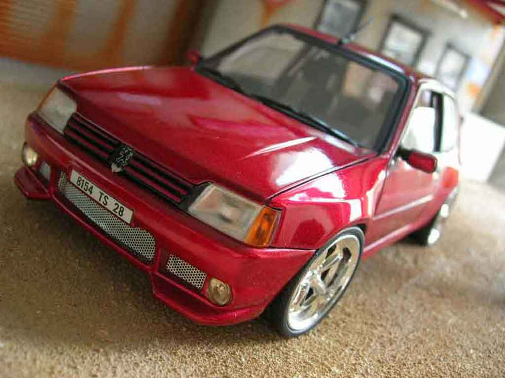 Peugeot 205 GTI Dimma red 1/18 Solido
