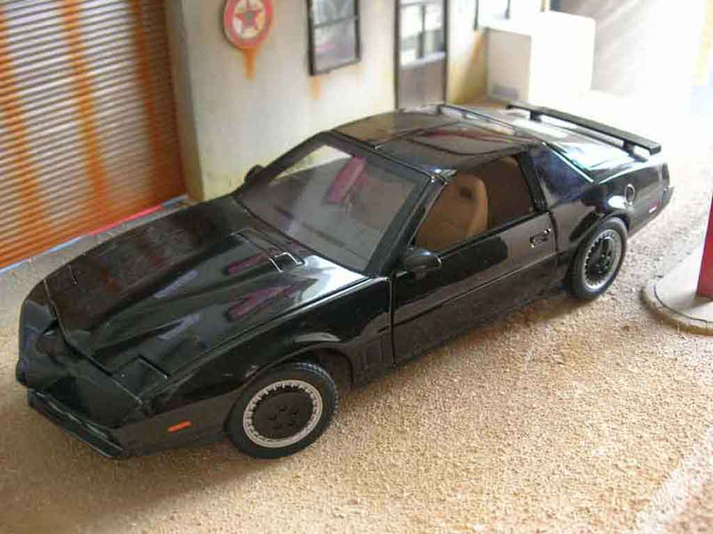 Pontiac Knight Rider K2000 1/18 Ertl K2000 diecast model cars