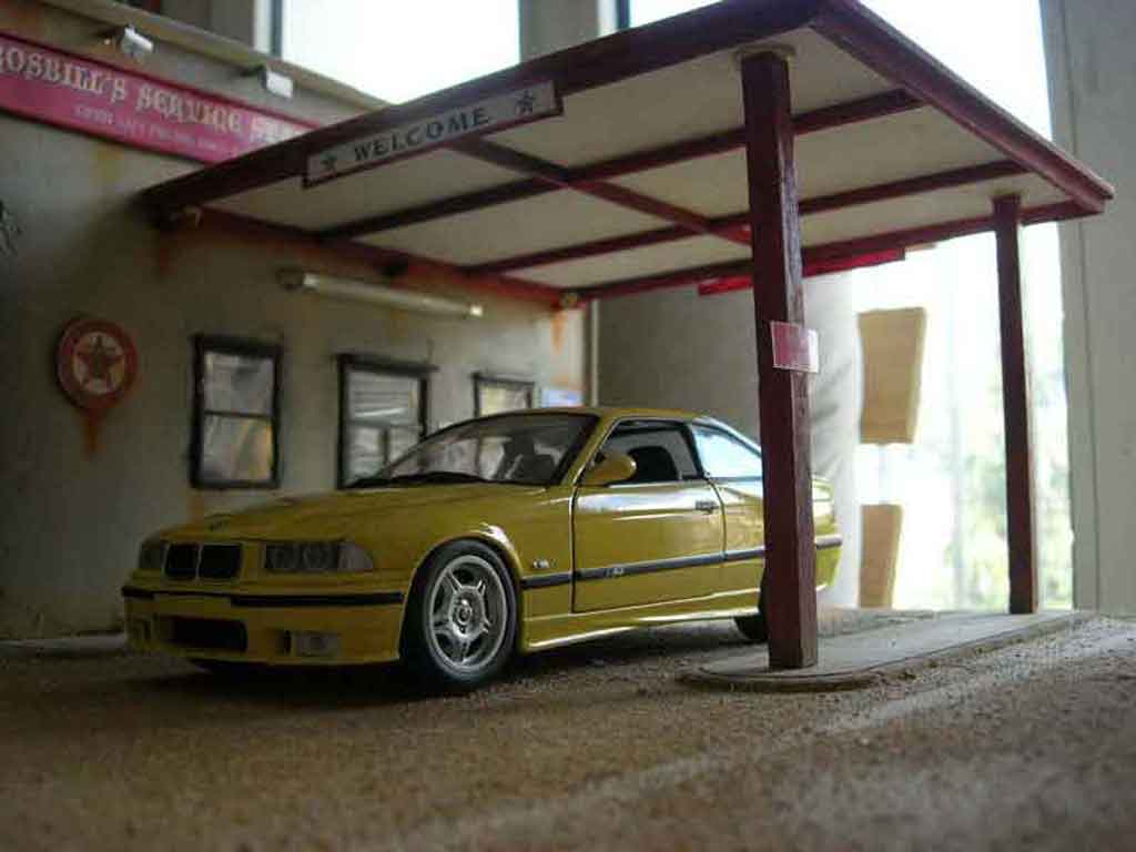 Bmw M3 coupe E36 yellow origine 1/18 Ut Models