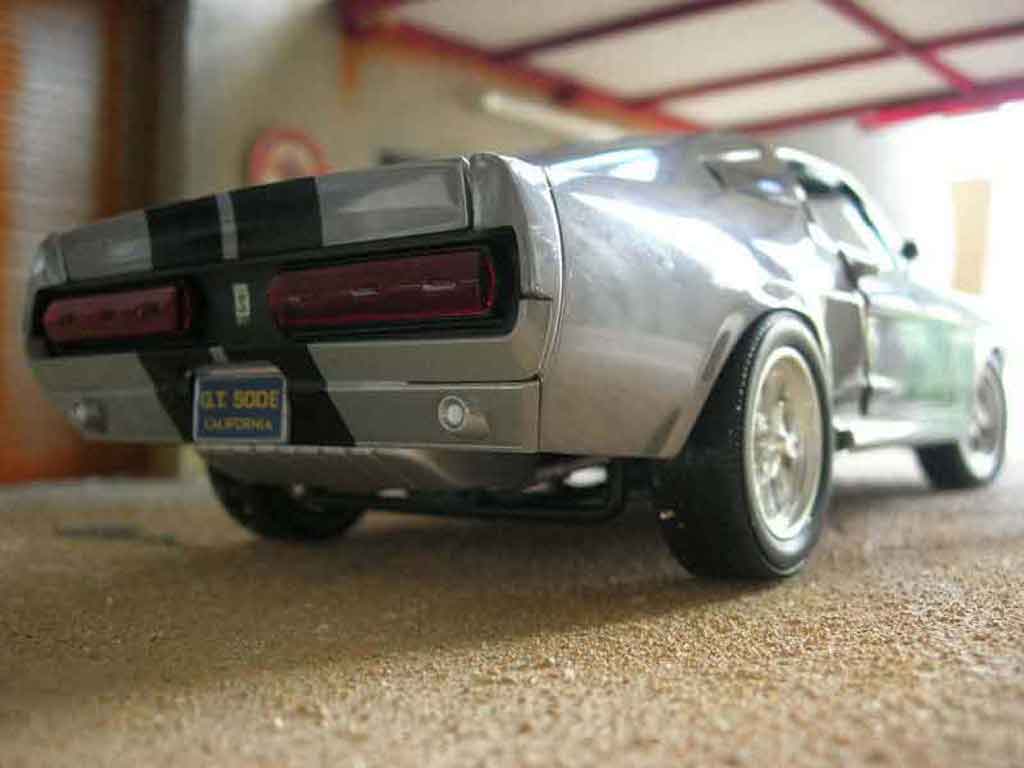 Shelby GT 500 Base eleanor 1/18 Shelby Collectibles