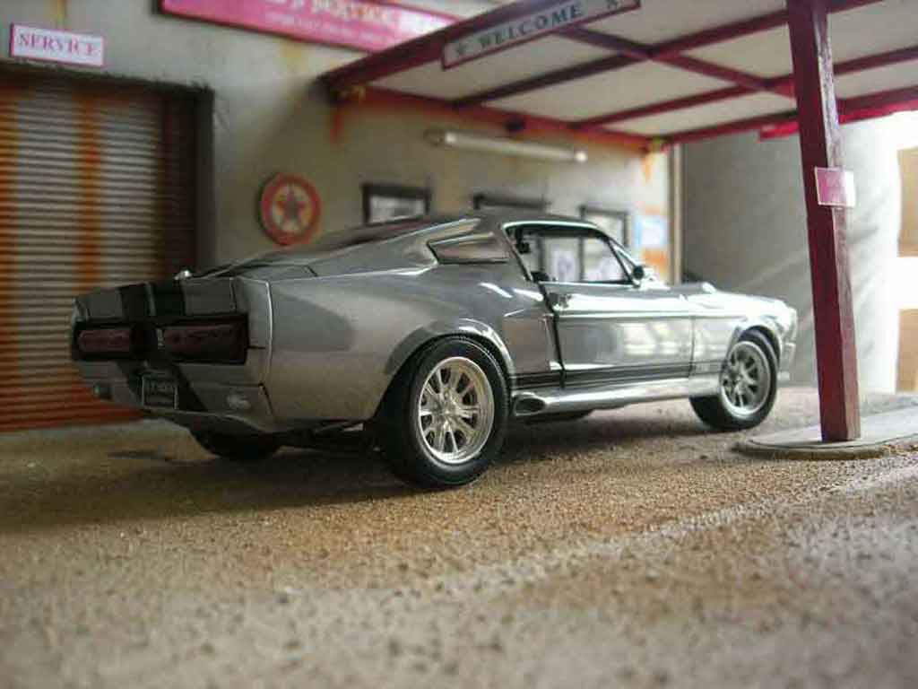 Shelby GT 500 Base eleanor 1/18 Shelby Collectibles