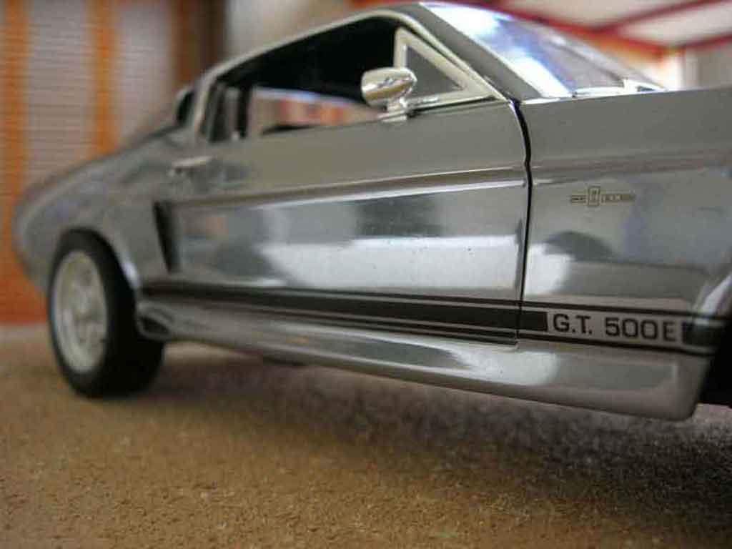 Shelby GT 500 Base eleanor 1/18 Shelby Collectibles
