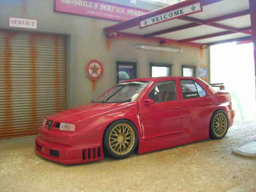 Alfa Romeo 155 q4 preparation tuning 1/18 Ut Models